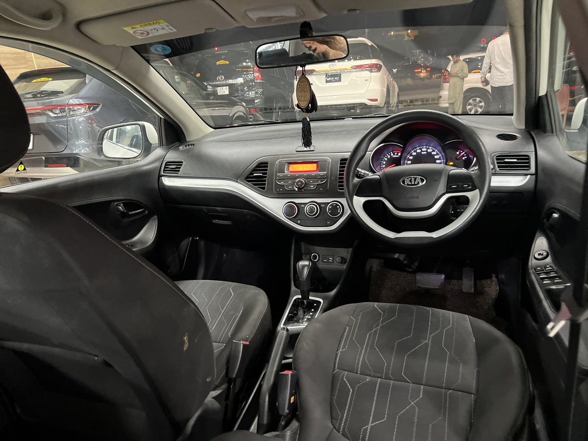 HsmMotors's tweet image. #KIA_PICANTO_AT 
Model 2021 Punjab Registered 2022 
Genuine Mileage of 38,000km Driven 
1000cc MPI Engine
Eco-Plus mode &amp;amp; CVT Gear Box
#Fuel_Efficiency
Security system with Remote Flip Key 
Rear Spoiler Fog lamps, CD player 
#HSM Body Inspection Report Attached 
- - - -