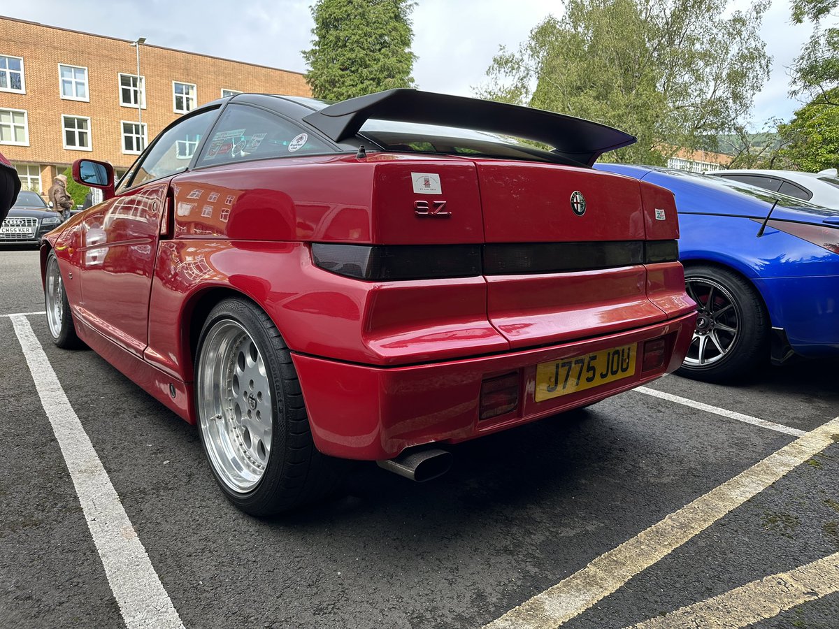 _craigoncars's tweet photo. Great morning at @SunnysideMeet yesterday, an eclectic mix of cars on display, including a Ford GT40, Alfa ZX, Astra GTE and a group of E31 BMWs. Pity the Welsh weather let us down but a fun time had by all those attending #weirdcartwitter #cartwitter https://t.co/iidH6O0u0V