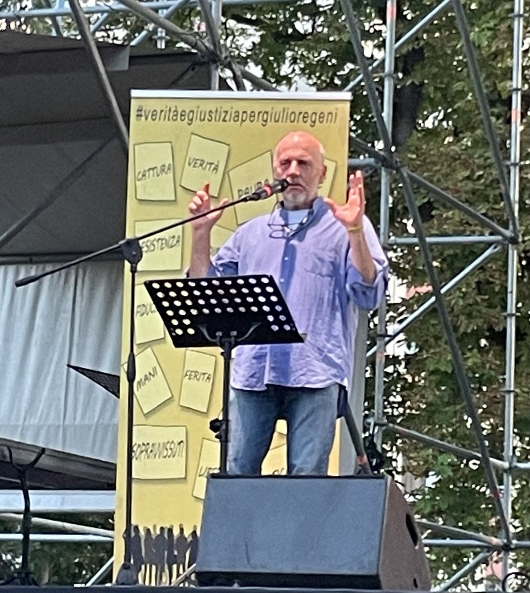 GiulioSiamoNoi's tweet photo. “Non importa se a lottare per i diritti siamo in pochi quello che si ottiene è per tutti! #MarcoPaolini

e ancora da #Lancet “Non ci saranno più progressi scientifici e sociali senza giustizia”

#Regeni
#OndeperGiulio
#OndeMediterranee
#GradiscadIsonzo
#VeritaeGiustiziaperGiulio https://t.co/5rNMwnKA0A