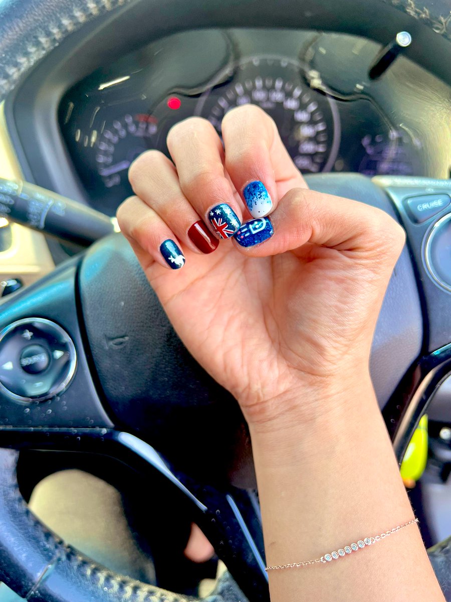 Who ever <a href="/CarlosOMFG/">Carlos | Gambulls.com</a> tweet yesterday, it wasn’t me ..    im coming australia!!!! 🥰 🇦🇺🦘