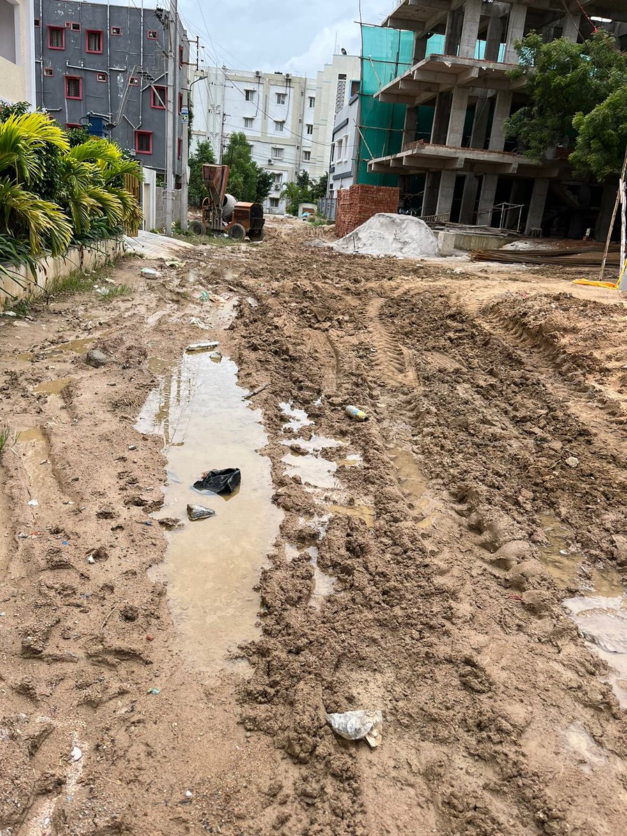 tcsr1975's tweet photo. Road condition much worsened after rains. Please solve the problem. @GadwalvijayaTRS @GHMCOnline @KTRBRS @Director_EVDM @ZC_SLP https://t.co/UErWF7mVEc