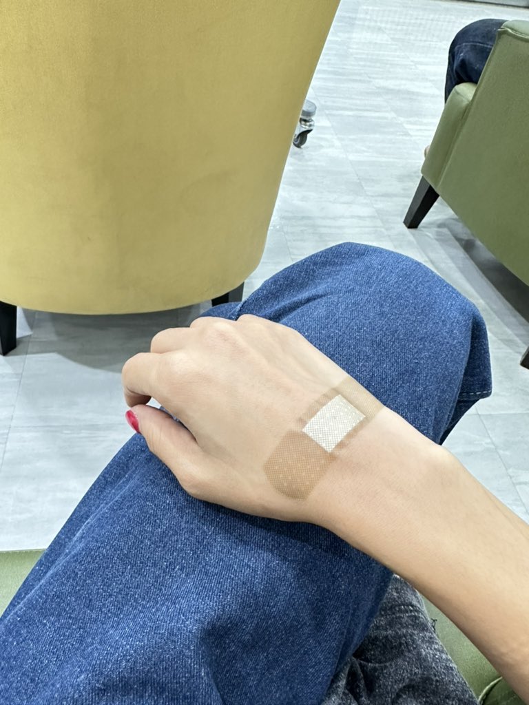 Peerapor1's tweet photo. เสตียรอยเข็ม 2 ไม่ไกลเกินเอื้อมจ่ะ 😑 https://t.co/W0CEkCC213
