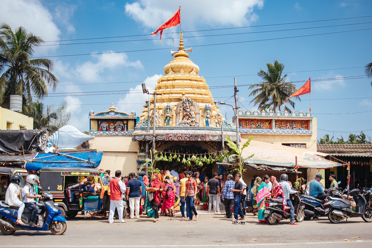dm_puri's tweet photo. 📍 Bata Mangala Temple located at a distance of 3kms from Atharanala is a must visit when on a #Jagannath pilgrimage to #Puri.

Bata meaning ‘way’ symbolises the goddess Mangala paving a clear path to guide pilgrims to Puri 🙏🏽

#MoPuri #BataMangala #OdishaTourism https://t.co/ipM16j91er