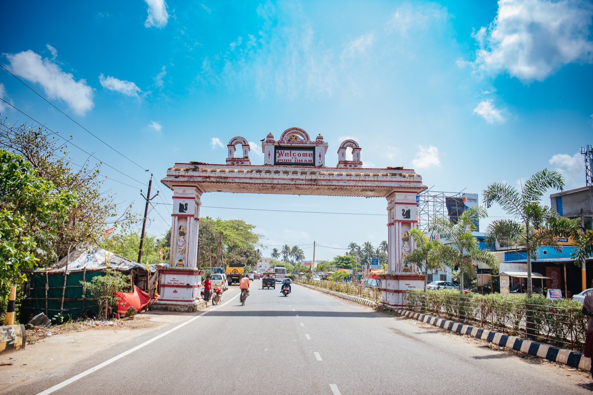 dm_puri's tweet photo. 📍 Bata Mangala Temple located at a distance of 3kms from Atharanala is a must visit when on a #Jagannath pilgrimage to #Puri.

Bata meaning ‘way’ symbolises the goddess Mangala paving a clear path to guide pilgrims to Puri 🙏🏽

#MoPuri #BataMangala #OdishaTourism https://t.co/ipM16j91er