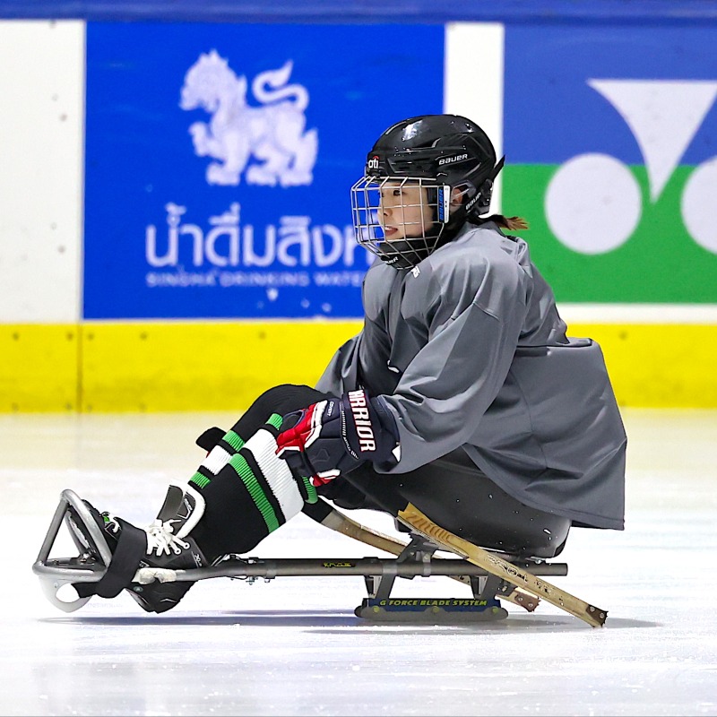 paraicehockey's tweet photo. Nana Sato and Meika Fujiwara have a clear goal in mind following their experience during three days of practices in Bangkok. 🏒🇯🇵

"There is a place where female athletes can take up an active role.”

📸 Kantarakorn Raknam/LOC

#ParaIceHockey | #BreakBarriers | @Citi | @ParaSport