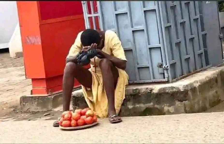 TheGbark's tweet image. #LifeHardUnderThisGovt