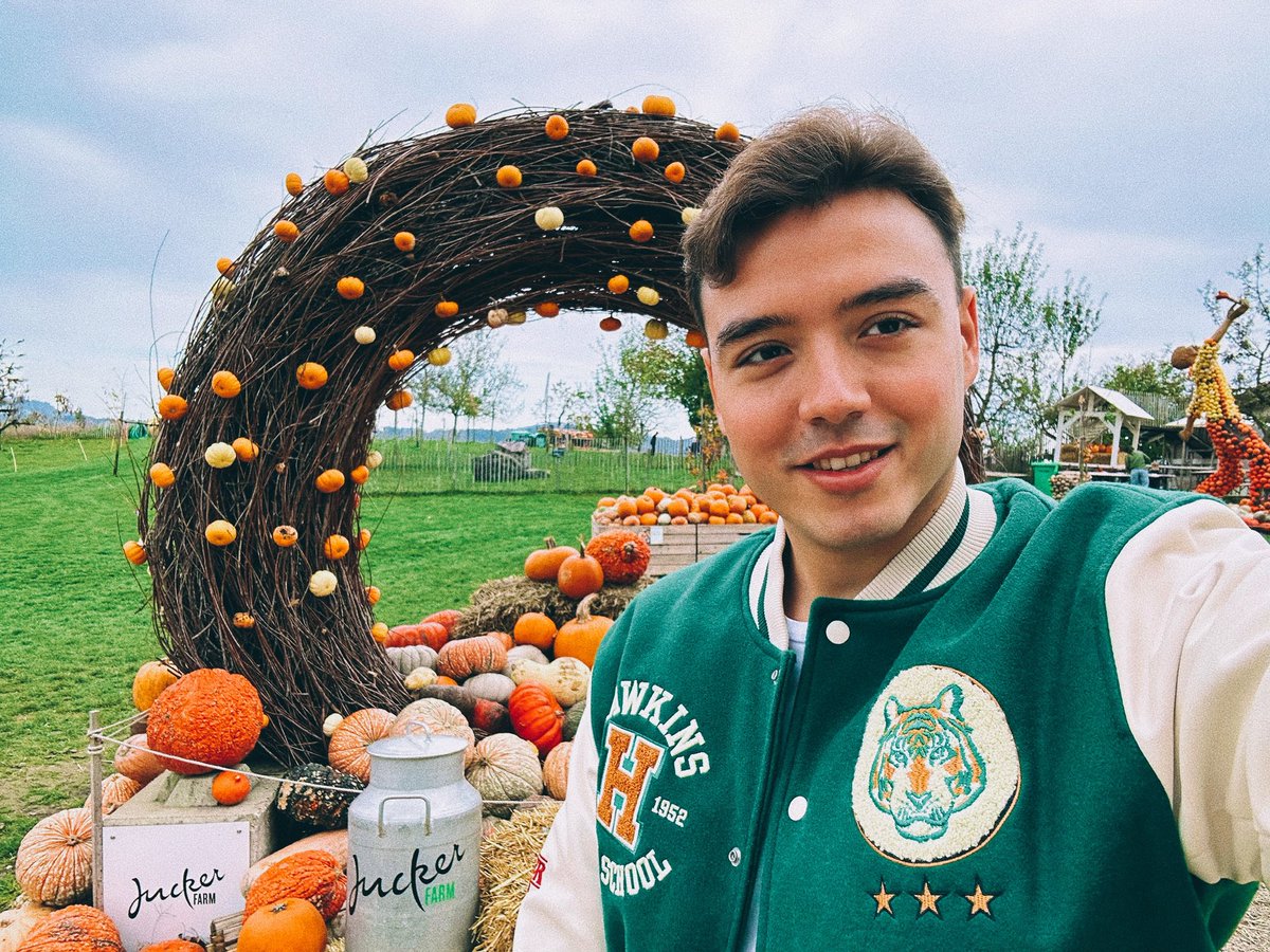 DailyMarvinMey's tweet photo. I'm ready for #autumn 🍁 https://t.co/01KKKPCsuh
