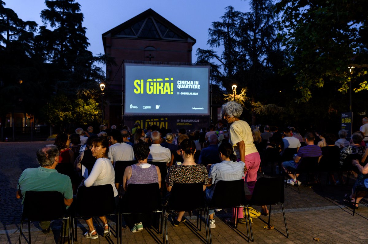 ENLIGHTENme_EU's tweet image. The new @ENLIGHTENme_EU lighting installation in Piazza Lambrakis, Bologna, Italy, co-designed with the local residents, made for a wonderful viewing experience during the local film festival
👉enlightenme-project.eu/news/local-cin… @HorizonEU @comunebologna