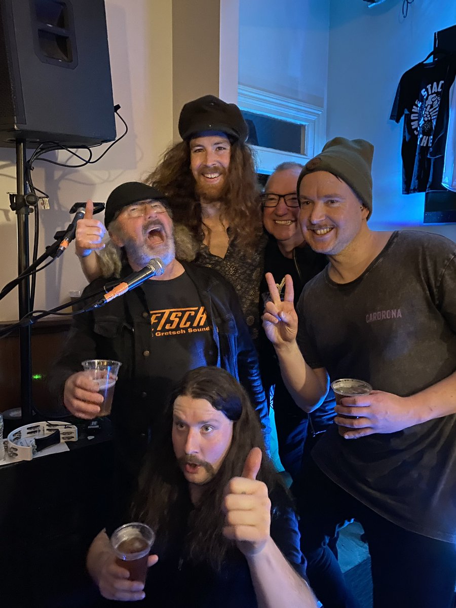 Smoke Stack Rhino tweet media