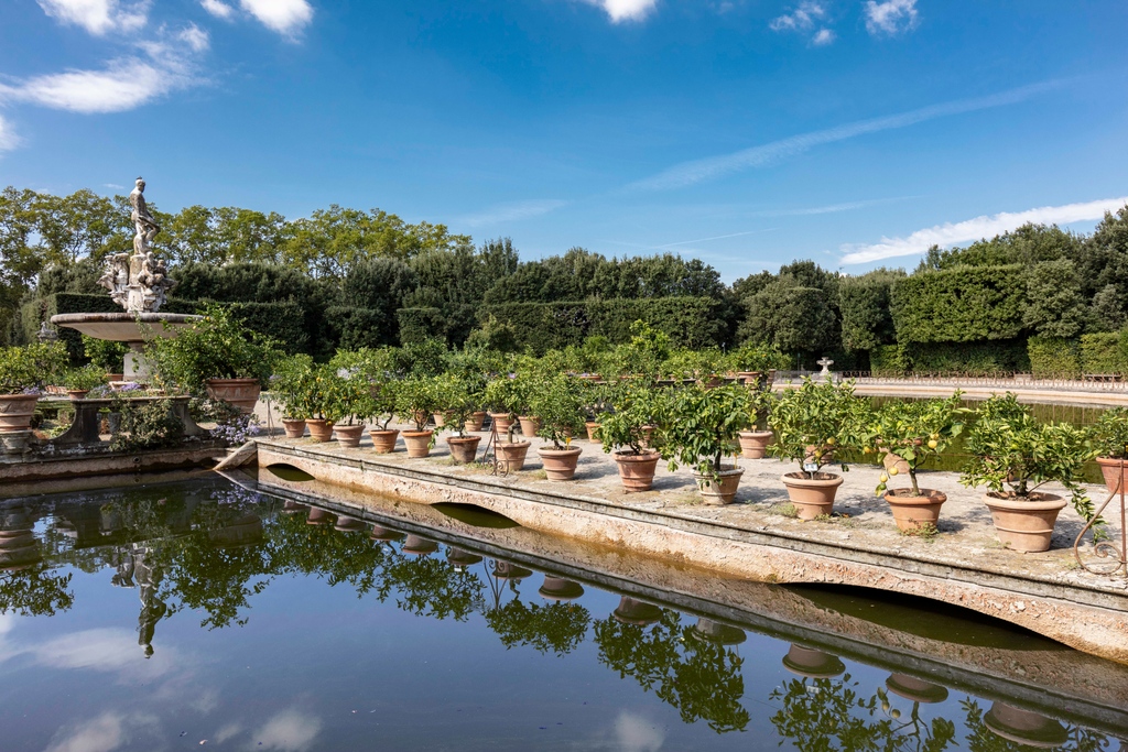 UffiziGalleries's tweet photo. #Prendinota Il #GiardinodiBoboli resta aperto tutta l'estate...eccezionalmente anche il primo e l'ultimo lunedì del mese fino a settembre! https://t.co/wQmyCK4bhc