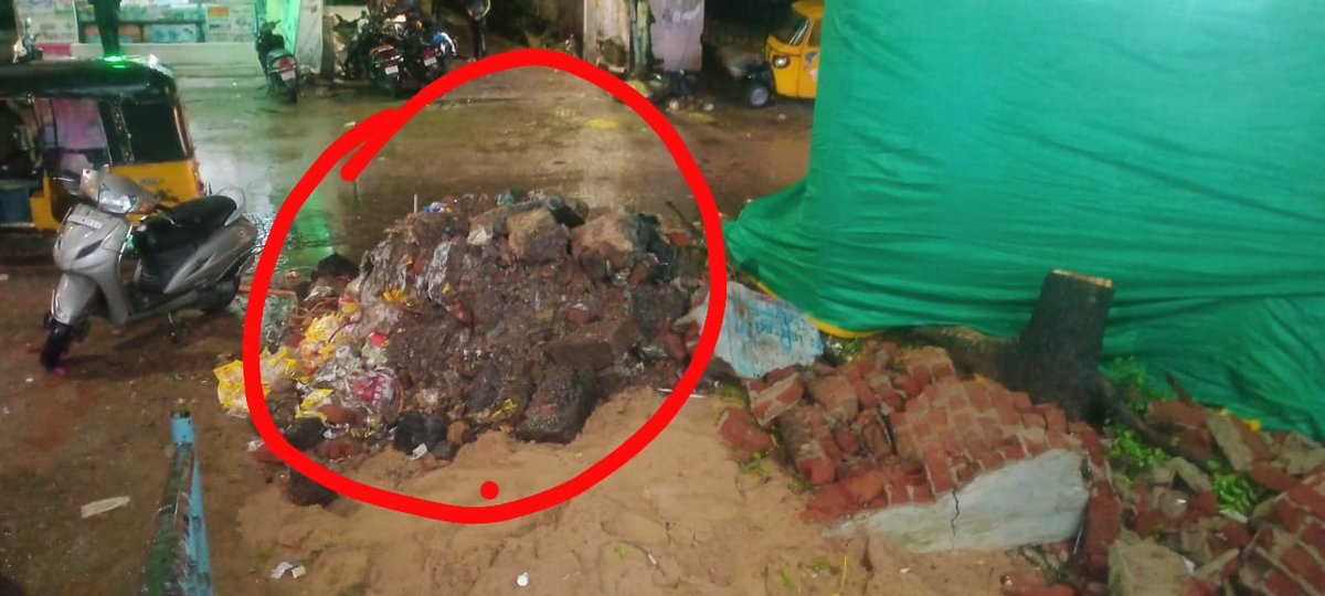 Kiranshray's tweet photo. @GHMCOnline @Director_EVDM
@CEC_EVDM @DcBegumpet
@CommissionrGHMC @GadwalvijayaTRS
Beside SBI Market Street Sec-bad on 25th July debris lifted from open Nala were kept aside... Marked in red in attached pic.. almost a week completed but till date no one has come to pickup debris. https://t.co/lH2fOGkQAd