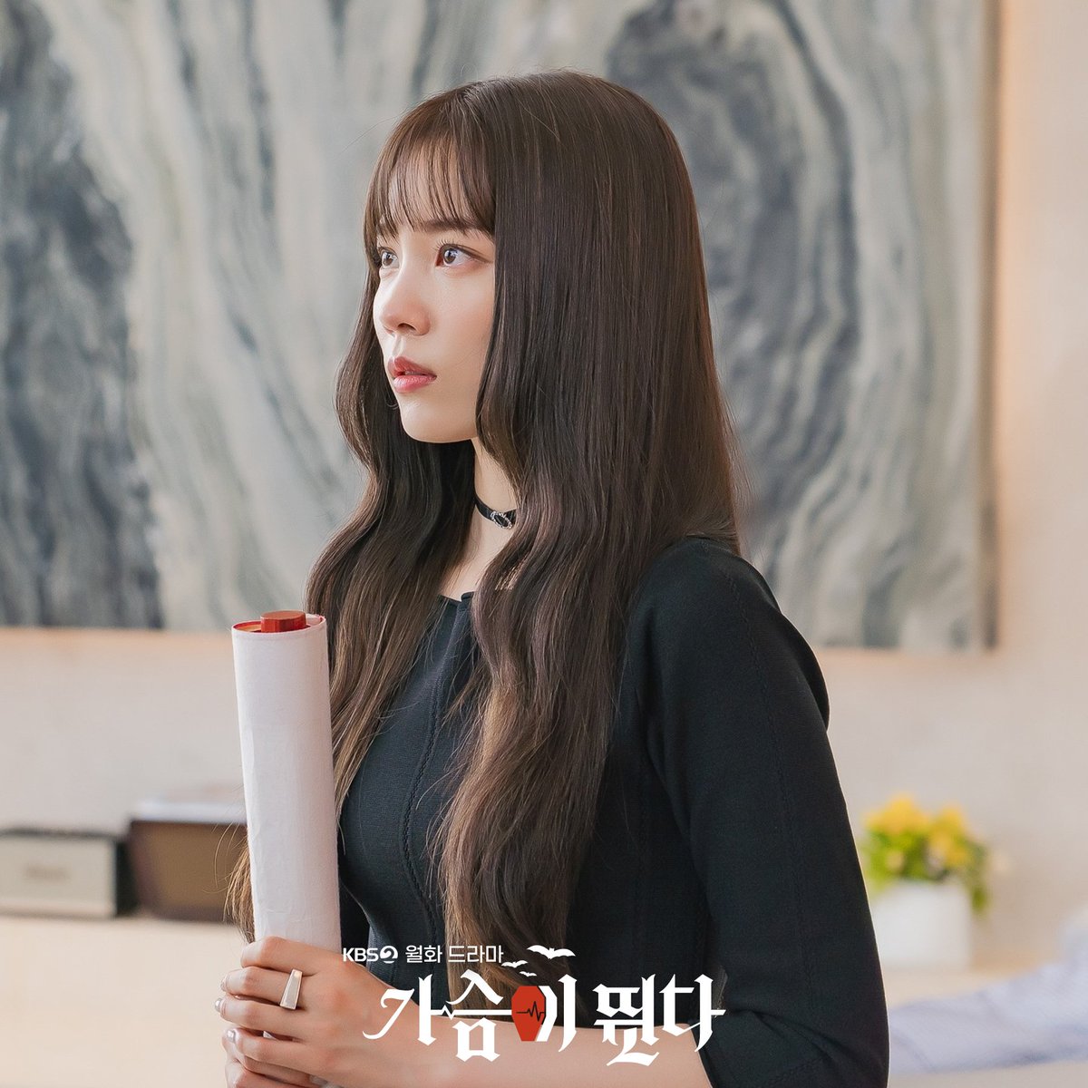 [가슴이 뛴다]

마주 선 우혈과 혜원,
예사롭지 않은 분위기... ◔̯◔

KBS2 월화 드라마 [가슴이 뛴다]
매주 [월화] 밤 9시 45분 방송

#KBS #가슴이뛴다 #옥택연 #원지안 #박강현 #윤소희