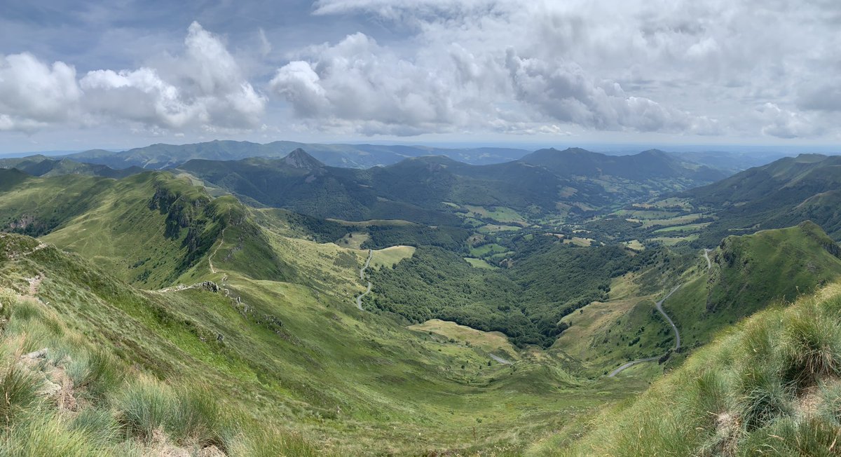 Vue imprenable depuis #PuyMary !