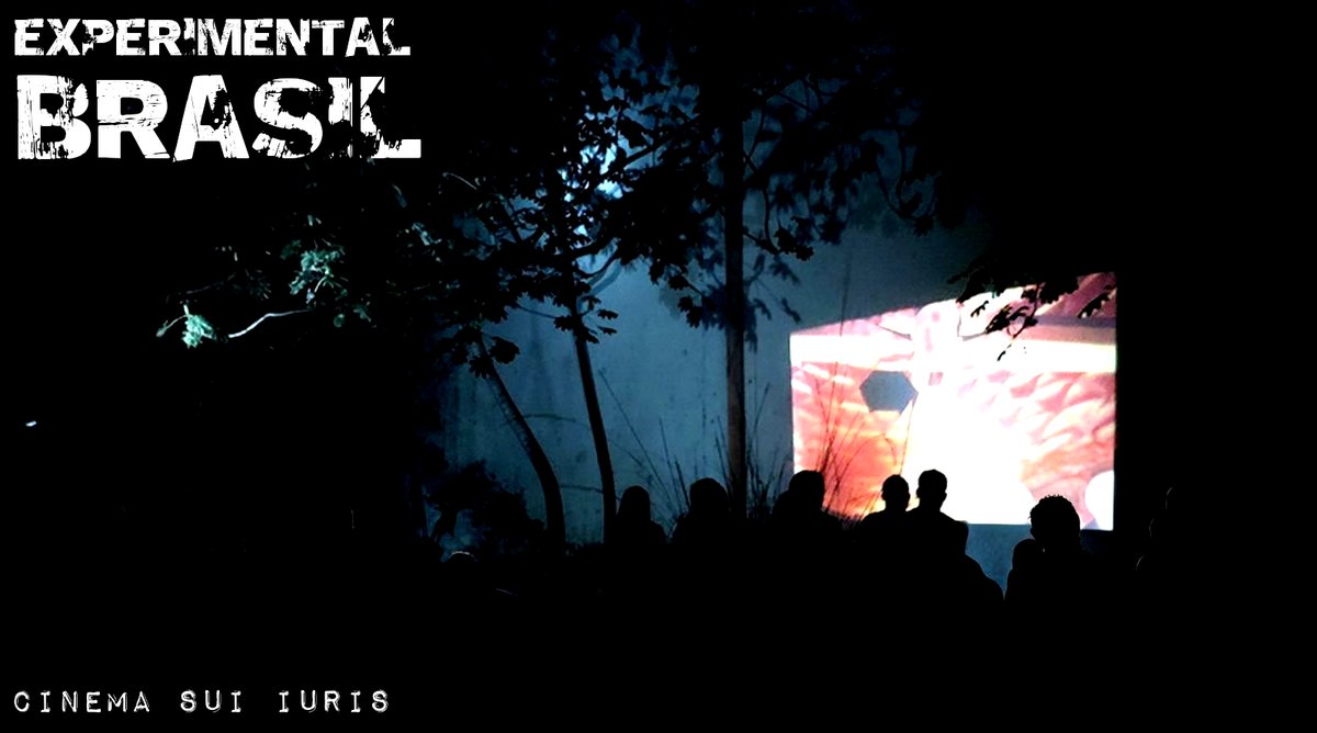 Screening Night.

#festivaldecinema #cinemaindependente #cinemasuiiuris #experimentalcinema