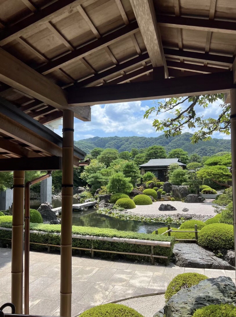 Hw7Aw's tweet photo. この間観光に行った日��庭園である足立美術館。 https://t.co/miPtmhqzW8