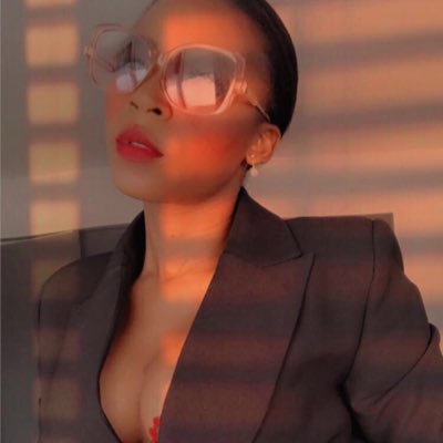 Vicky55015300's tweet photo. #NouvellePhotoDeProfil https://t.co/Ni8pgT8YSS
