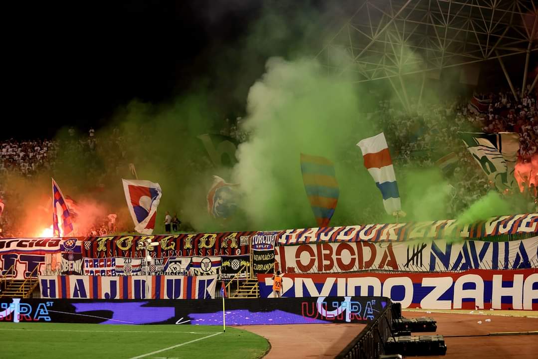 101ULTRAS tweet picture
