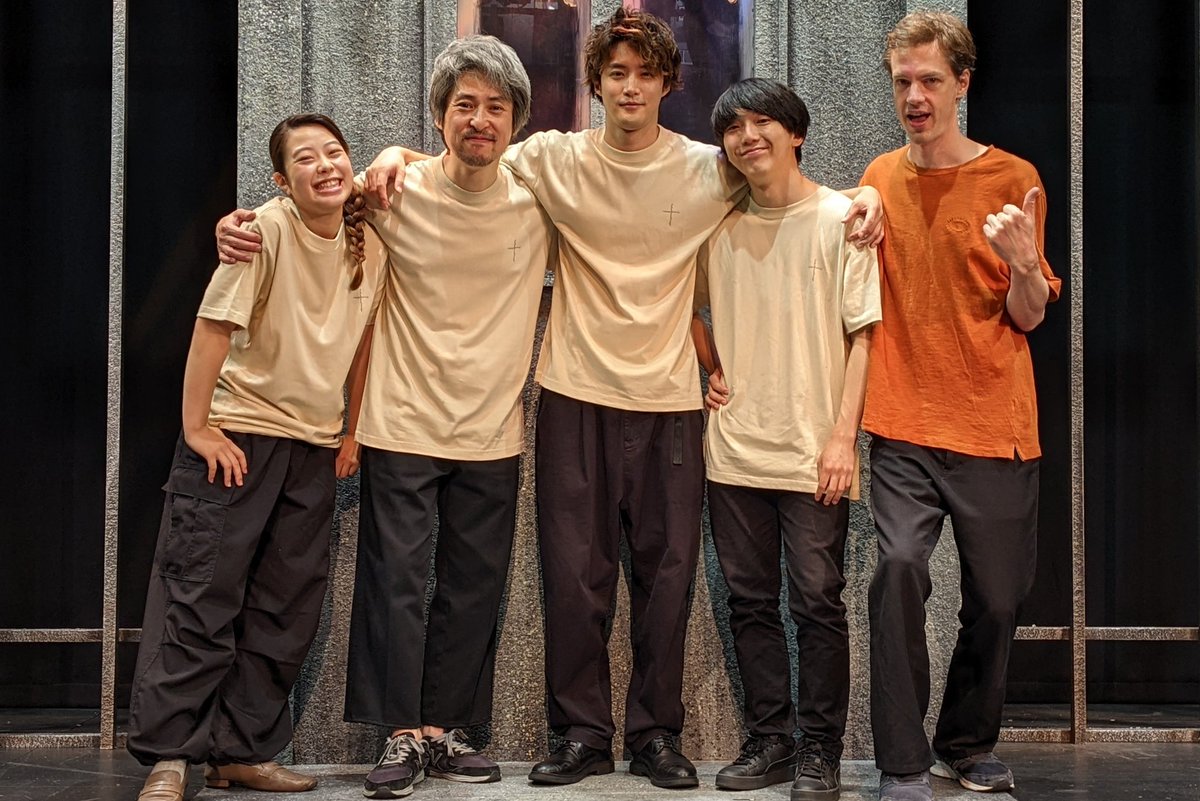 s_shiraishikun's tweet photo. 『The Mysterious Stranger』
終えました。
ご来場誠にありがとうございました。
開幕から一ヶ月を切ったご案内にも関わらず、多くのお客様に観ていただき、沢山の反響、感想をいただきました。
勇気と自信、そして課題もたっぷり。
次に繋げていけるよう頑張ります。 https://t.co/q5Z0Taou6d