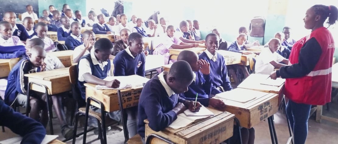 CrimeSiPoaKenya's tweet photo. Adolescent stage may be a challenging moment for young ones as they experience changes in their bodies. It is however important that we start talking to them so that they get understand and accept this development stage 
#SRH 
#CSPonthemove
@UNICEFKenya 
@MOH_Kenya https://t.co/ePGa8vqdDx