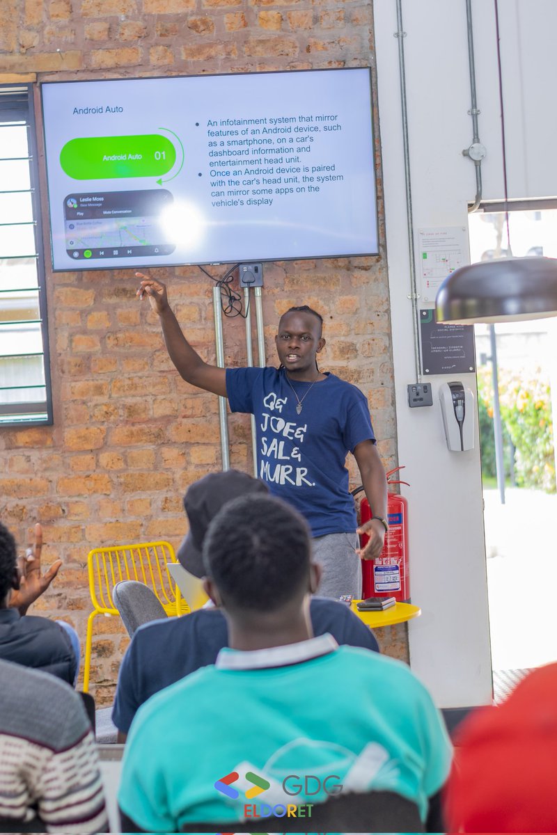 ibensalcie's tweet photo. Speaking at #IOExtendedEldoret
@gdgeldoret @googleafrica @GoogleDevExpert
π₯³
When building apps for Vehicles
Interactions between a
driver and a screen must be
-Simple
-Non-distracting, and
easily interrupted, so the
driverβs attention can quickly
return to the road. https://t.co/CiSzySwL4T