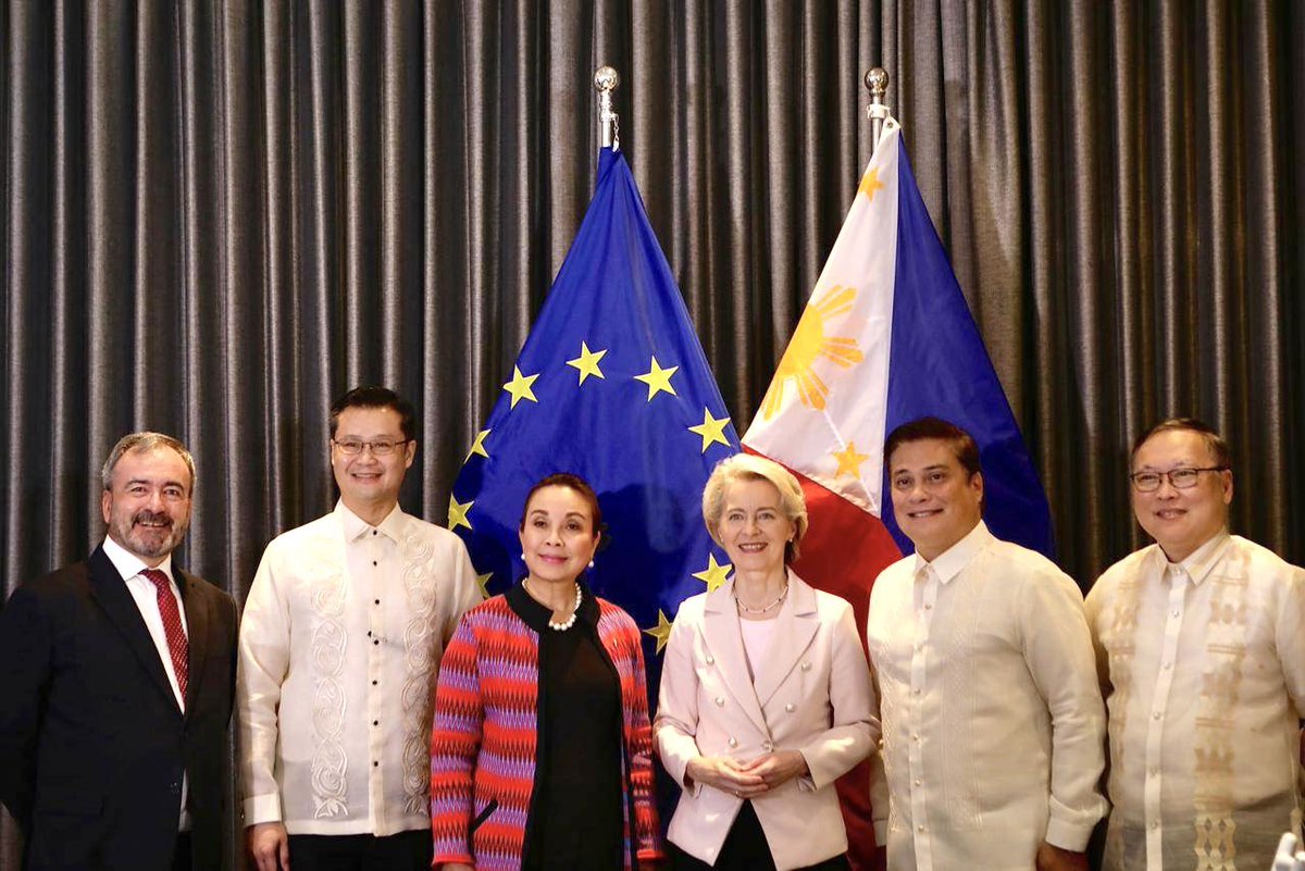 EUAmbPH's tweet photo. Pleased to share that Day 1 concluded with a productive and cordial meeting ๐ค Senate President @migzzubiri and esteemed members of the @senatePH ๐ต๐ญ were received by President @vonderleyen ๐ช๐บ
#ECPresPH #EUinthePhilippines https://t.co/Pm9TRSS3u3