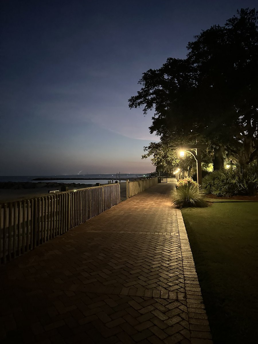 JamieCWorks's tweet photo. 5 am walk at the Grand Hotel in Point Clear not a bad way to start off a Monday. https://t.co/O5f5PaOhGp