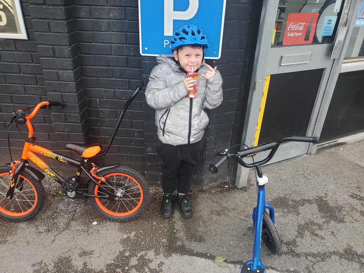 0121itzswiftY's tweet image. 🥳6 Today! Wooo 🎂 My little man 🤍