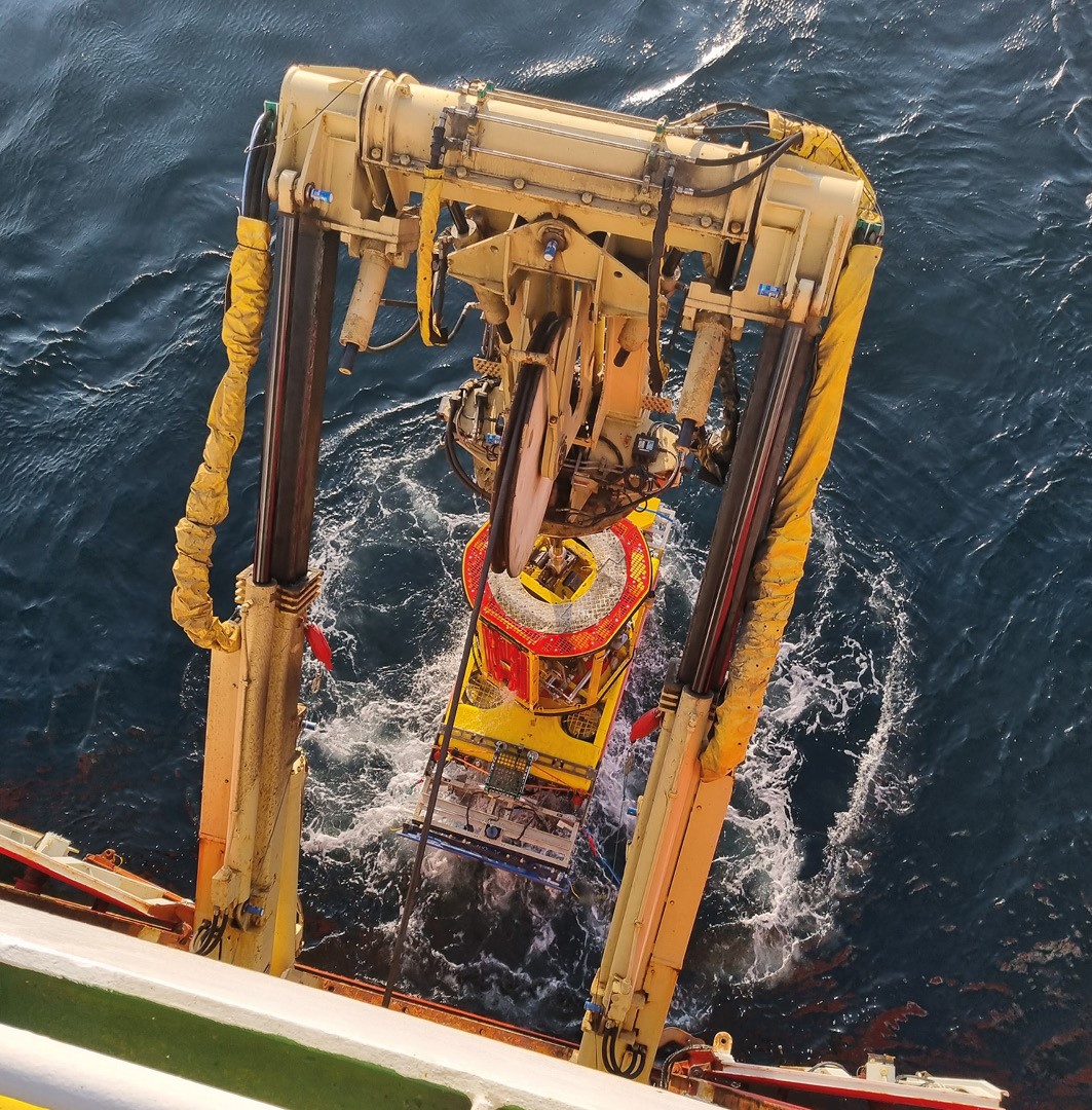 We have just returned from a successful #groundtruthing campaign for a new #offshorewindfarm!
As archaeologists onboard, we monitor and assess live #ROV footage to identify anomalies we have reviewed in #geophysical data and determine whether they are archaeological.