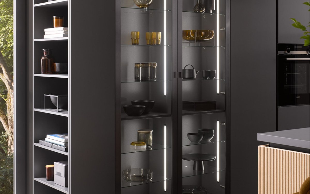 kuechenmennen's tweet photo. Häcker Küchen AV 6023 GL Eiche-elegant | AV 6000 GL Graphit 

#systemat #einbaukuechen #westerholt #kuechenmennen #kuechenstudio #markenkuechen #kuechenplanung #kuechenberatung #kuechenideen #kuecheneinrichtung #wohnkueche #traumkueche #wunschkueche
Bild: #Häcker https://t.co/jFH3LnXbHk