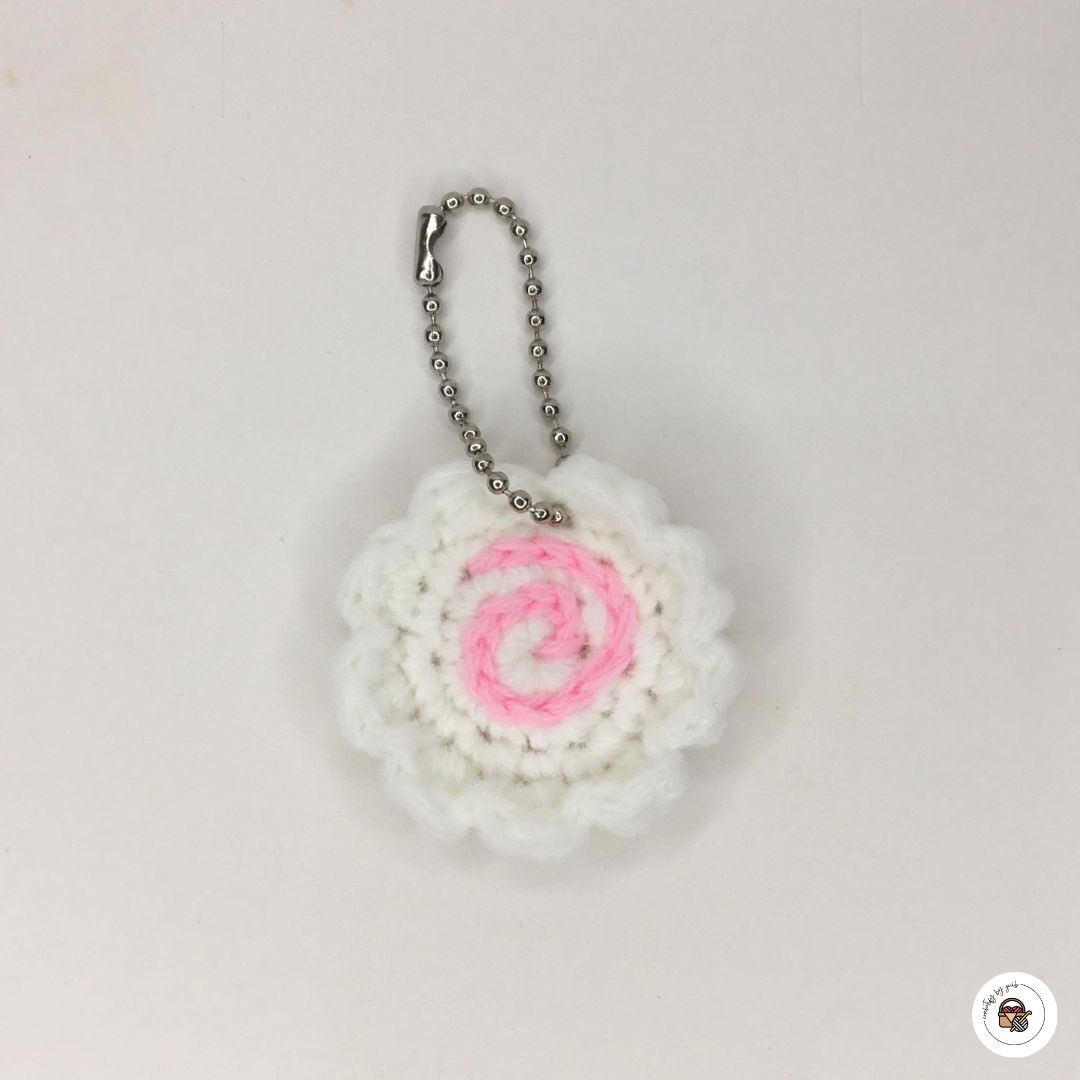 jagiguib's tweet photo. crochet naruto fishcake 🍥 https://t.co/yx2jLNnfam