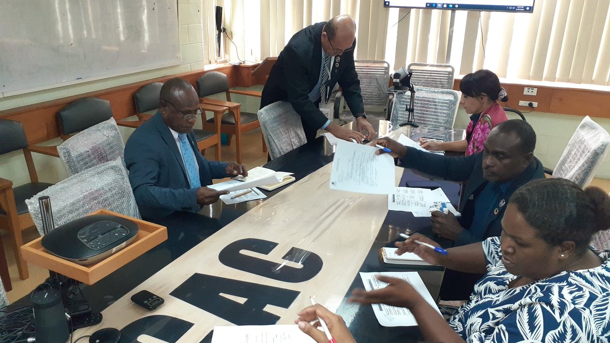 UNDP_Pacific's tweet photo. Strengthening collaboration! Fiji 🇫🇯 & Solomon Islands 🇸🇧 Independent #AntiCorruption Commissions deepen bilateral ties & knowledge sharing on a study tour hosted by @FICAC_Official, with support from @UNDP. #Partnership #Transparency #SDG16
#PacificAct🇬🇧 & #TAP🇯🇵 https://t.co/UMAZ7bKerK