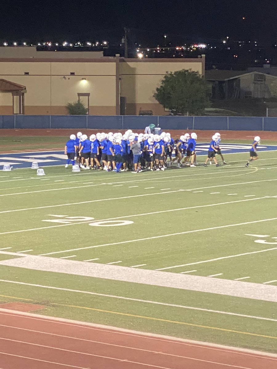 Midnight Madness <a href="/SanElizarioISD/">San Elizario ISD</a> ;
July 31st 12:01am; Volleyball 🏐 and Football 🏈 season have officially started in San Eli!
#SanEliNation #DaleSanEli