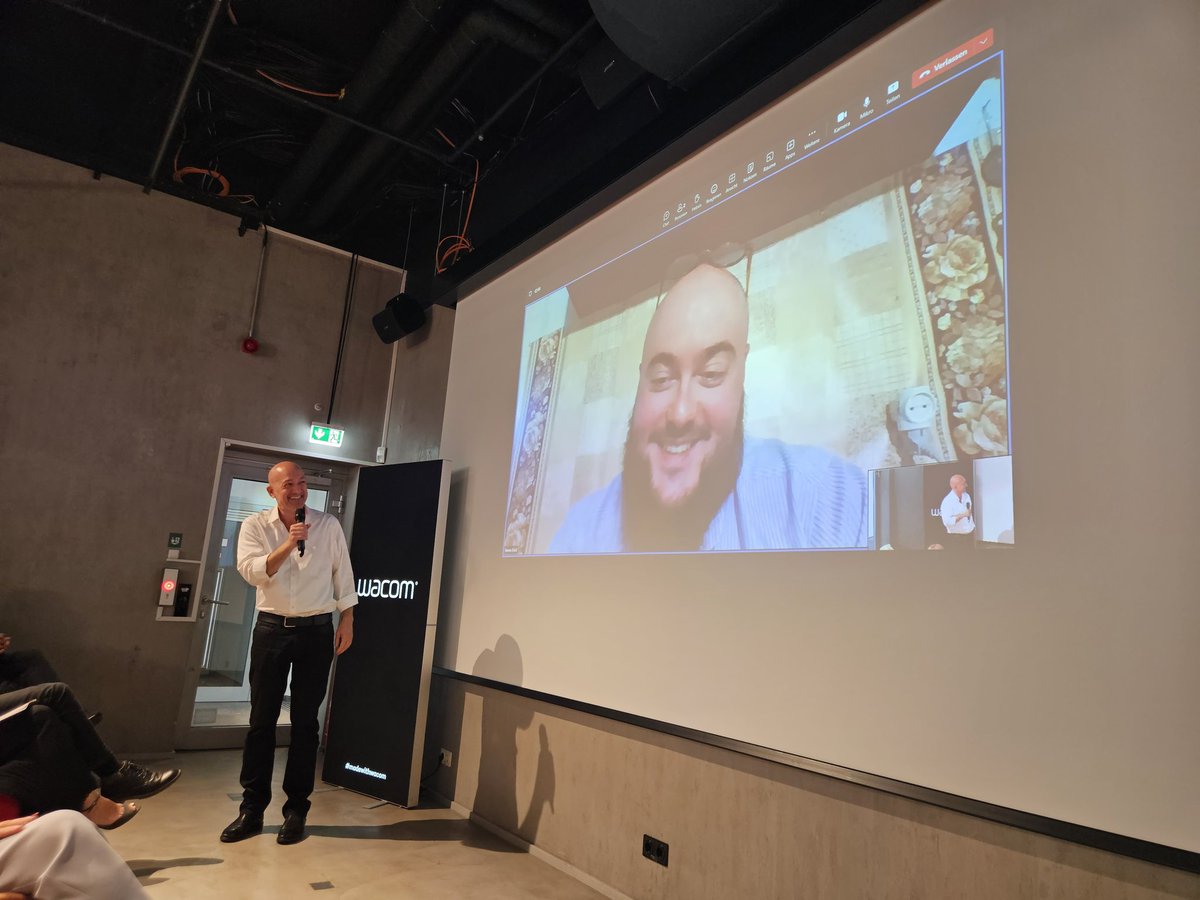 magicofswarms's tweet photo. It was great seeing my friend Roman Nekoliak well in Ukraine. Huge thanks to Iryna Shum -Generalkonsulin der Ukraine in Düsseldorf, Elena Geifmann-Klöpfel, Edward Singer @edsinger, Holger Klöpfel, And @WacomXDUS for making this event happen #Art4Ukraine #Düsseldorf https://t.co/k1bC18Xt0p