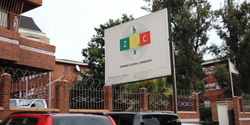 263Chat's tweet photo. Robbers broke into the Zimbabwe Electoral Commission (ZEC) offices yesterday in Harare and stole three laptops, two belonging to chief elections officer Utloile Silaigwana and another belonging to his secretary, Isabel Mariwowo. https://t.co/KTGxBRmO0H