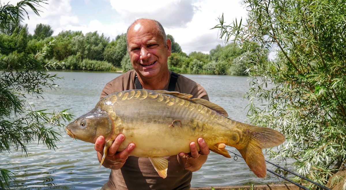 HindersFishing's tweet photo. Fished Tar farm 6 at the weekend for a 24hr session battling the gales and rain and managed these 2 on the 12mm Beta'nana Pop-ups over a spread of 12mm Nut 365 bollies and pellets mixed with the new particle mix.
Wayne

#nut365 #betanana https://t.co/E427uaZib9