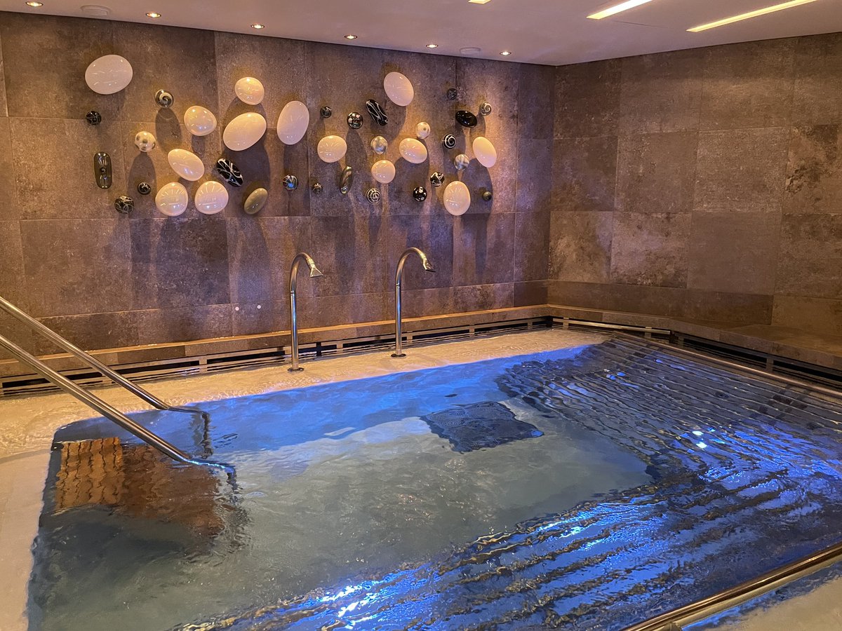 CruiseAdviser's tweet photo. We’re really getting onboard with @ExploraJourneys #oceanstateofmind wellbeing ethos - no better way to start the week in our opinion… #luxurycruise #presstrip #Explora1 https://t.co/UXa0xRIxbh