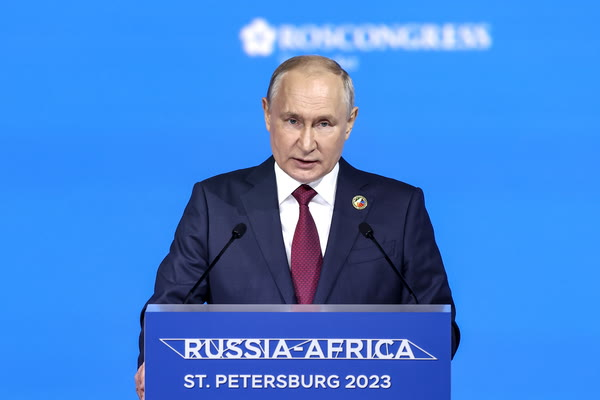 🇷🇺 President #Putin: We are happy that the delegations of the overwhelming majority of #African countries took part in the summit. ☝️ The representatives of the African states have shown political will & demonstrated real interest in developing cooperation with our country.