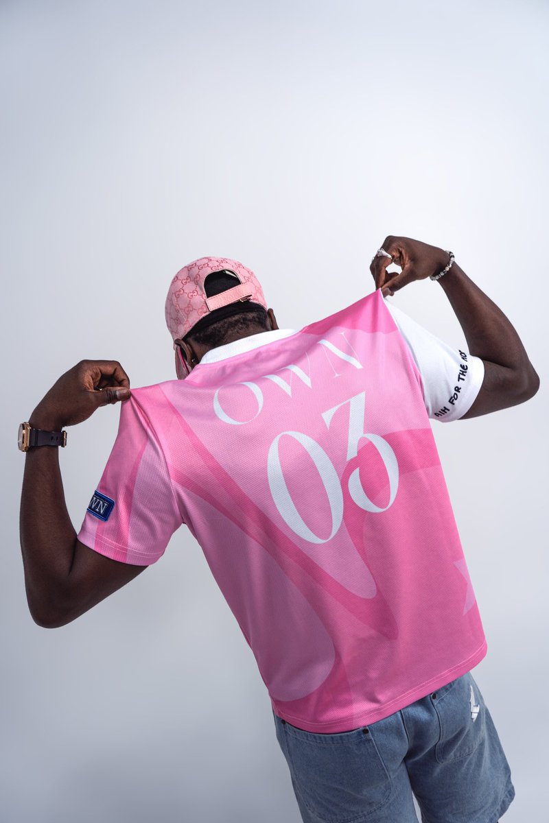 CreatorsCluboff's tweet photo. [Thread] Les meilleurs maillots de foot de nos marques indés ⚽️

RT/Like si ça te plaît tu connais https://t.co/ynYLz5boGM
