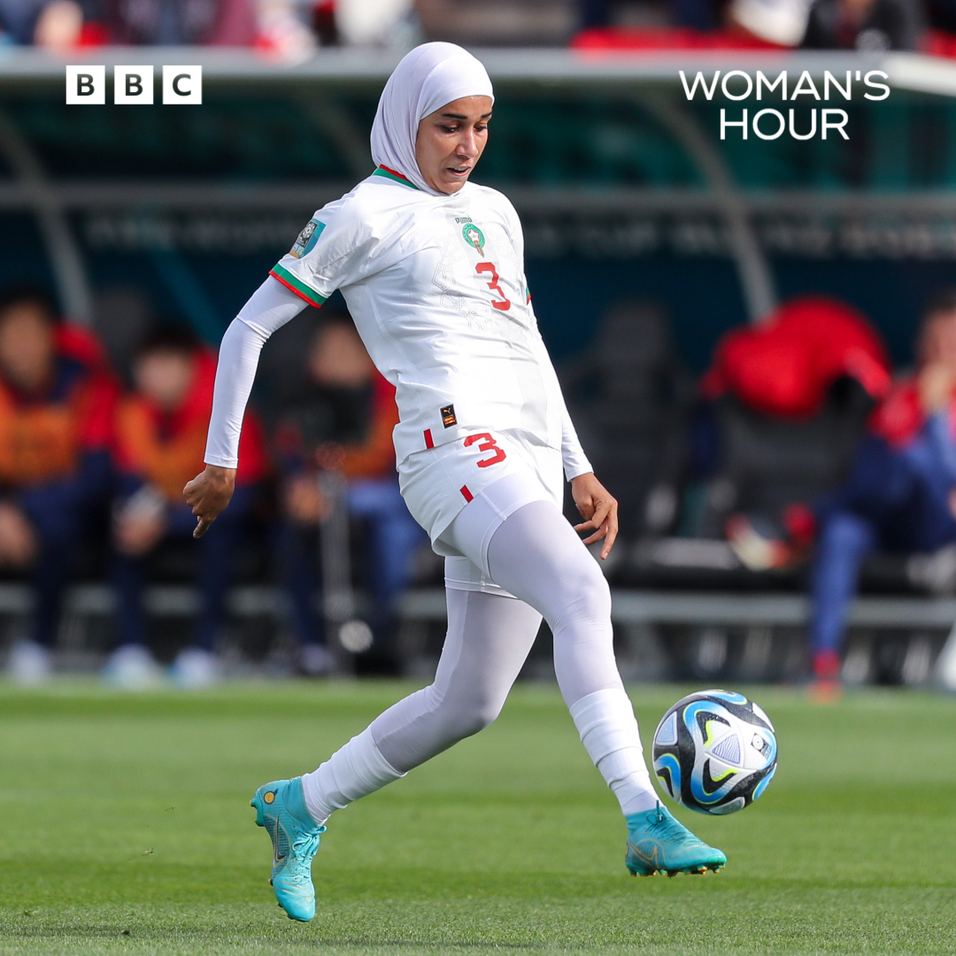 BBCWomansHour's tweet photo. 🇲🇦⚽ Morocco defender Nouhaila Benzina has made history, becoming the first player to wear a hijab at a World Cup.
🧕 To find out more about the significance of this moment for football, @BBCNuala speaks to @shaistaAziz, co-director of the Three Hijabis (@THijabis)
🎧 Listen ⬇️