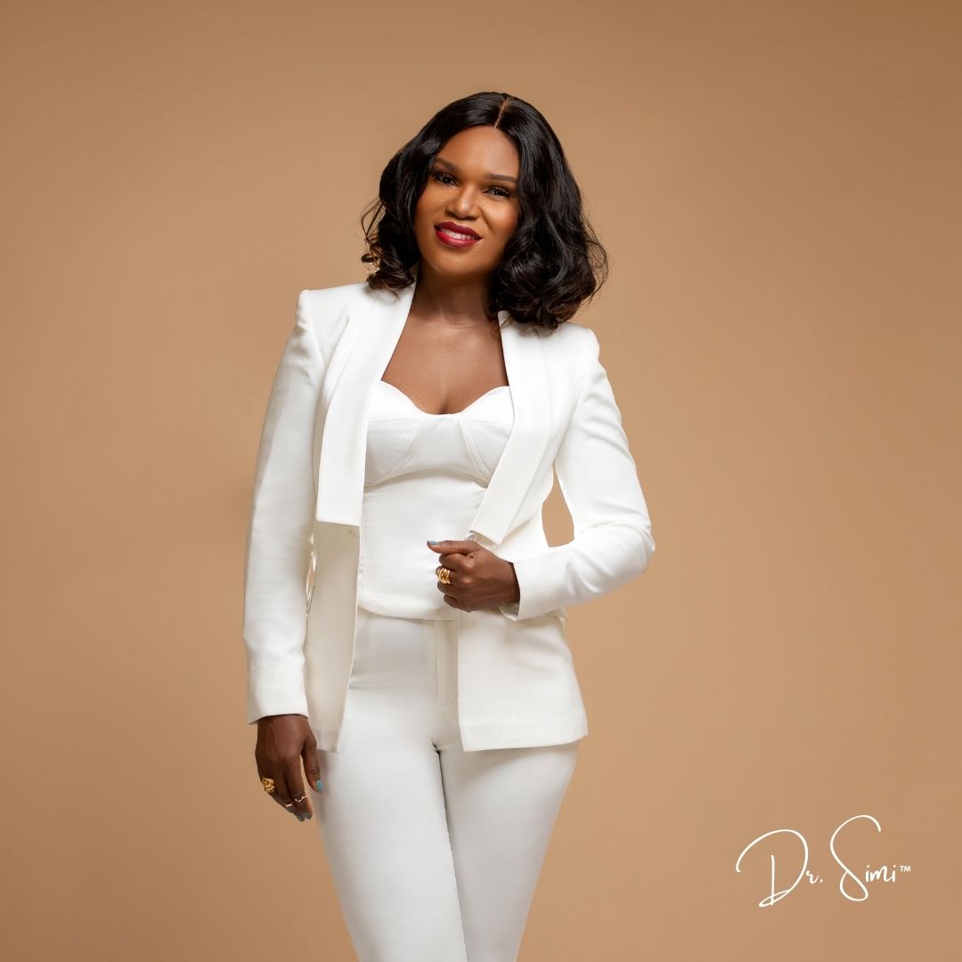 DrSimiLondon's tweet image. Welcome to the brand new week on this final day of July! 🌟 I want to express my heartfelt gratitude to each and every one of you who have shared, engaged, and subscribed to my social media handles and channels. Your support means the world to me.