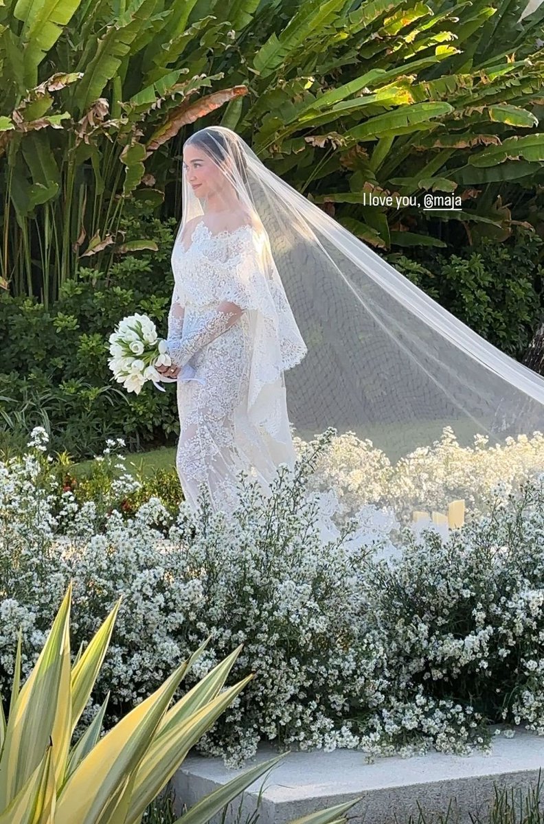 the bride

OMG MAJAAAA
#MajaRamboSayIDo
TheMajesticWedding

#MajaSalvador | <a href="/dprincessmaja/">MAJA</a> 
#RamboNuñez | <a href="/rambo_nunez/">Rambo Nuñez Ortega</a>