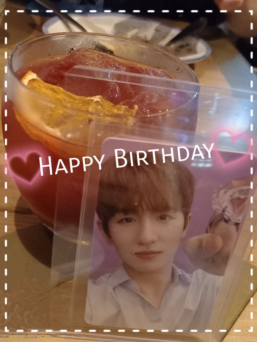 clover_flowers's tweet photo. 생일 축하해요🎁🎂
언제까지나 귀여운 민우로 있어주세요🎵
#BF
#민우
#ミヌ
#MINWOO
#HAPPY_MINWOO_DAY 🎁🎂🎉
@MW_950731 https://t.co/aJQktqQg9e