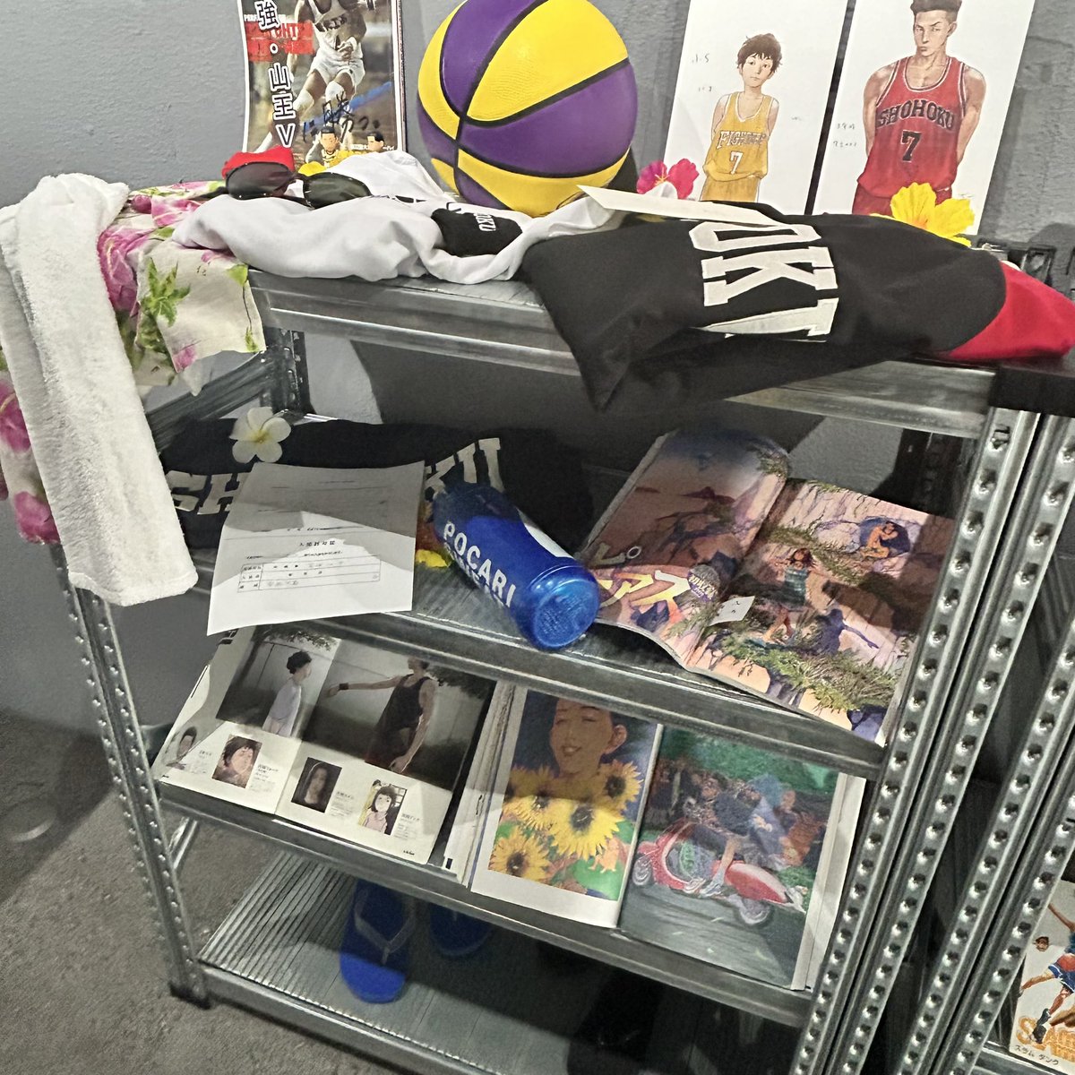 kanipanic_'s tweet photo. 宮城のセンイルカフェおじゃましてきました～～👊🏿🏀‼️
展示や飲み物また音楽から宮城を感じられる素敵な空間でした🌟🩷
素敵な企画して頂きありがとうございます- ̗̀𖤐

#TOOP_MIYAGI https://t.co/Z4bt69liIE