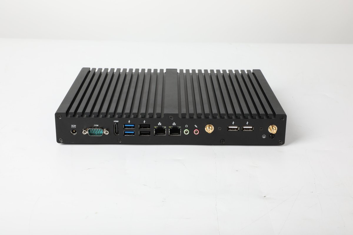 TSinsmart's tweet photo. Brand: SINSMART
Website URL: https://t.co/bHfdDp8kWX
Product Type: Fanless Industrial Computer
Network port: 2 gigabit network ports
COM port: 1
USB: 6
Video interface: HDMI
Systems：Windows 10 Windows Server 2016 CentOS Ubuntn
#Computer #FanlessComputer #Manufacturers #Solutions https://t.co/6k2aolA3LT
