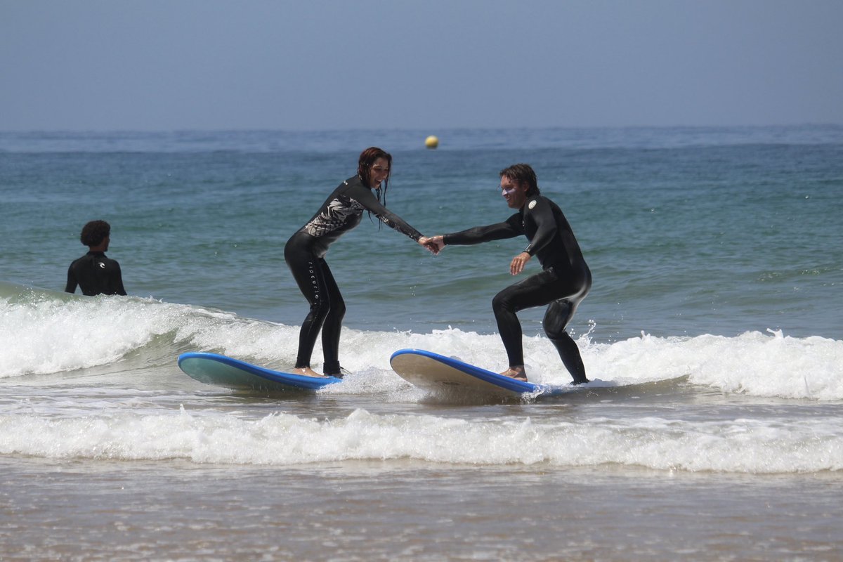 Sharing is caring 🤙

#partywave #morocco #surf #surftrip #surfers #surfing #learntosurf #surfingmorocco #surflife #surflessons #surfschool #surfingwithfriends