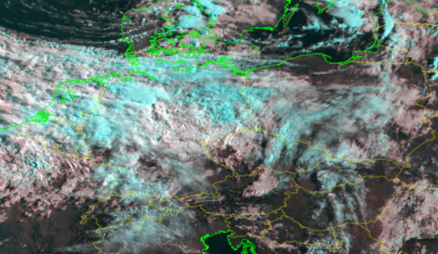 SEVIRI HRV Fog RGB – 31 July 2023, 06:00 UTC – More unstable weather is on its way to central and northern parts of Europe. Fog RGB will be useful once again as we move into August. Low level clouds or fog are shown in shades of pink in this product, thick ice clouds in cyan.