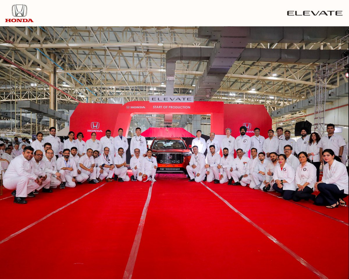 HondaCarIndia's tweet photo. Bold and majestic! The #AllNewHondaElevate starts its production in India today.
Mr. Takuya Tsumura, President & CEO Honda Cars India Ltd. with HCIL members during the Start of Production ceremony of #HondaElevate at Tapukara manufacturing plant, Rajasthan, India. #TimeToElevate https://t.co/uvWzyIosBA