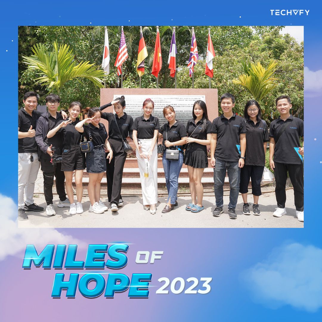 Techvify's tweet photo. 💓 MILES OF HOPE - Spread love to the community💓

An unforgettable experience with children at Vietnam Friendship Village <3

#techvify #milesofhope #volunteering https://t.co/M2jdkaF5Rz