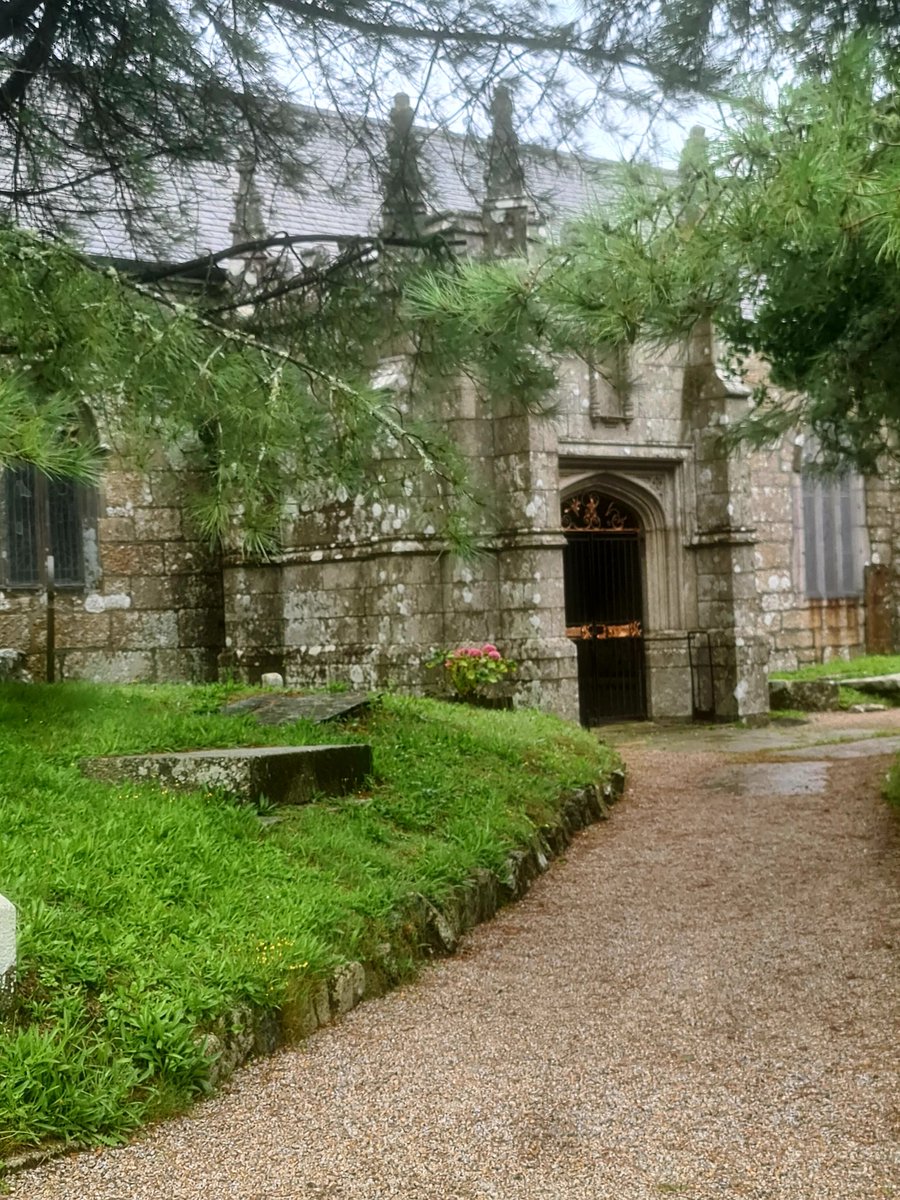 gnome_alice's tweet photo. Today I dropped grandchildren at Madron for holiday activities. So I took these photos of the church where my parents were married 75 years ago today.
Also where we held their funerals in 1993 and 94.
Must find wedding photos later.
#Anniversary
#Memories https://t.co/Bz2dDsxA6c