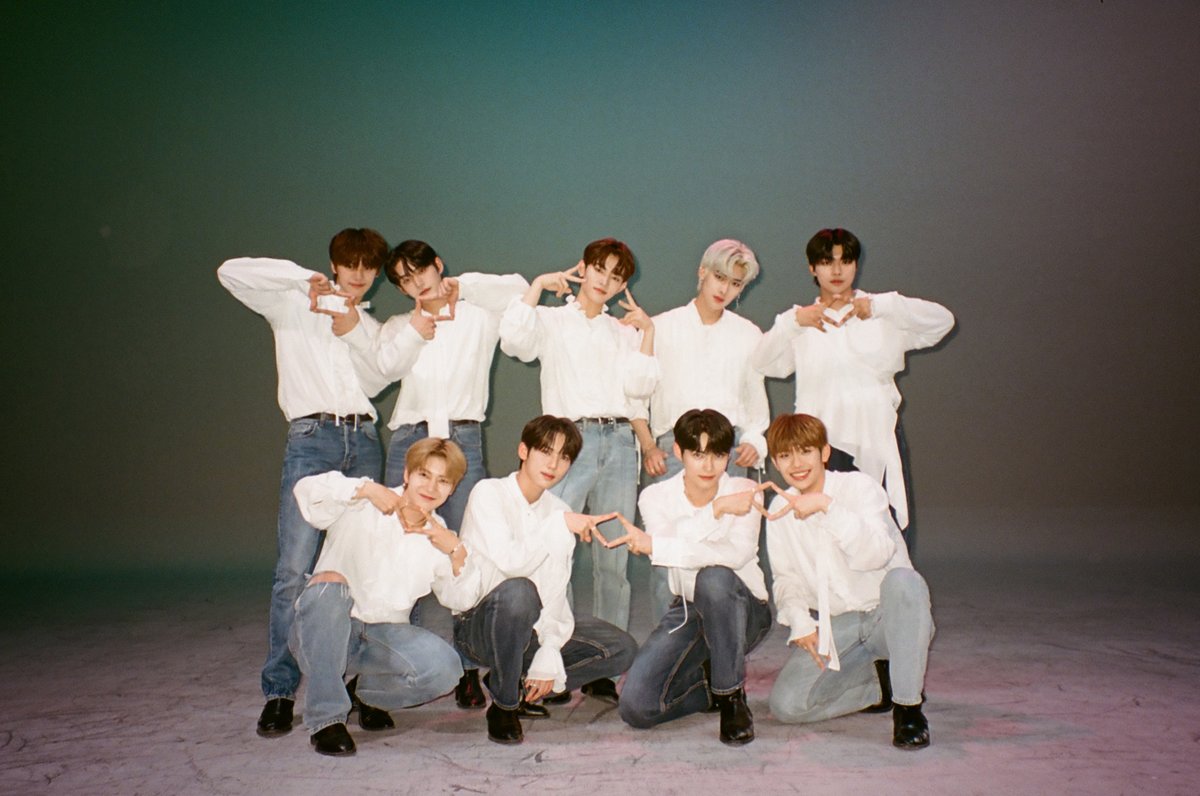 M2MPD's tweet image. 필름카메라로 기록한 7월의 추억📸 8월에도 쭈욱 엠투와 함께해요❣ #7월의엠투 #M2film #BE_ORIGINAL #ZEROBASEONE #제로베이스원 @ZB1_official